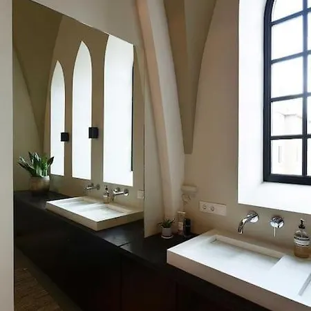 Luxury Retreat In The Heart Of Holland's Tulip Fields, Beaches & Dunes Villa *