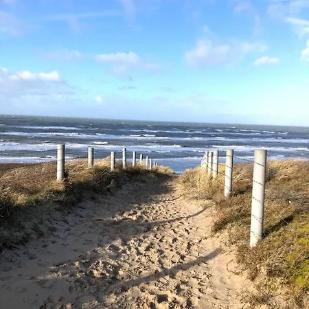 Villa Luxury Retreat In The Heart Of Holland's Tulip Fields, Beaches & Dunes